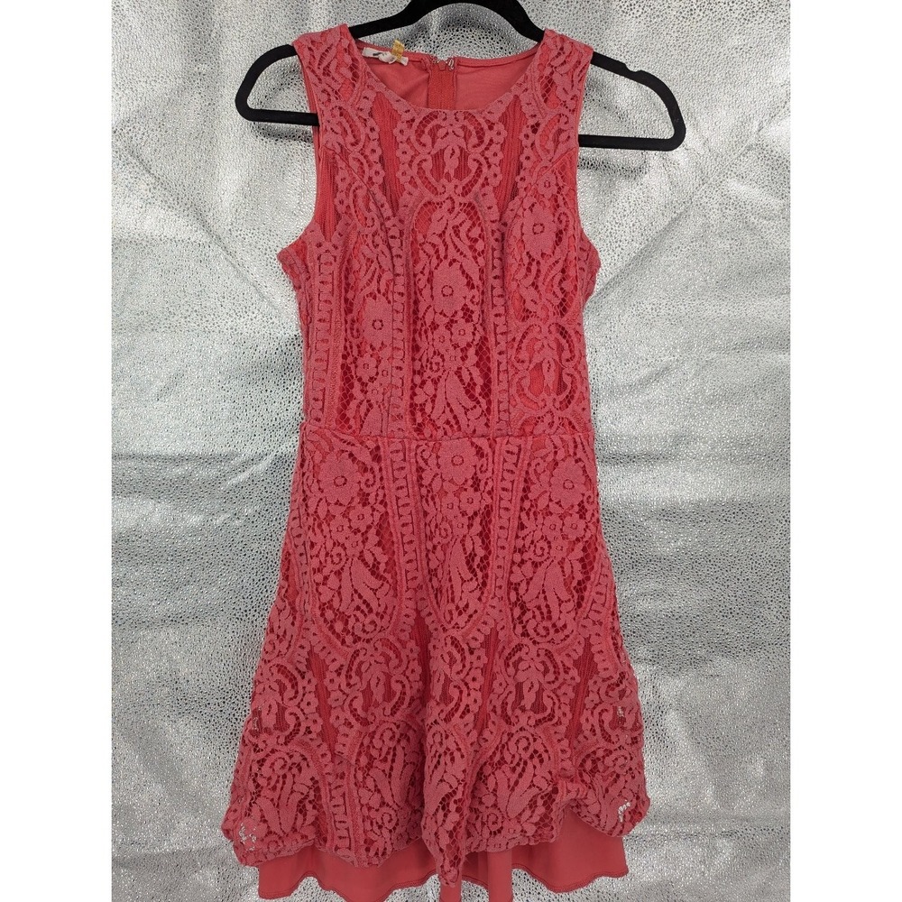 Maurices Coral Pink Lace Sleeveless Dress Size 5/6 Machine Washable